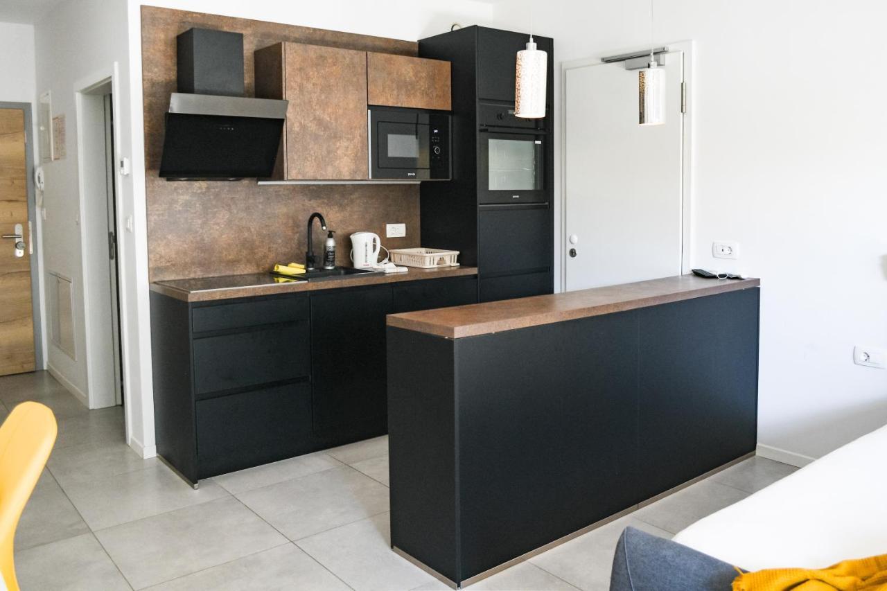 Apartment Point Zero *