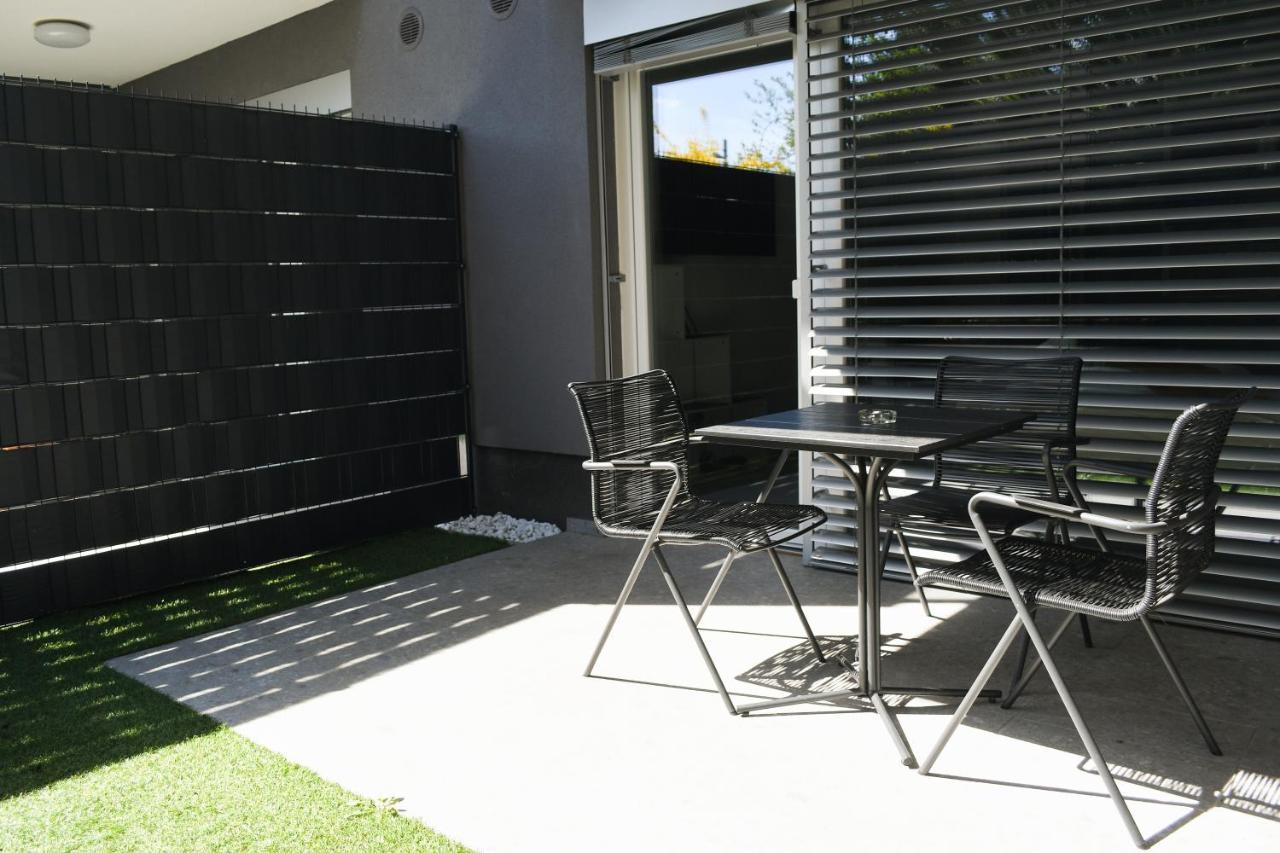 Apartment Point Zero *